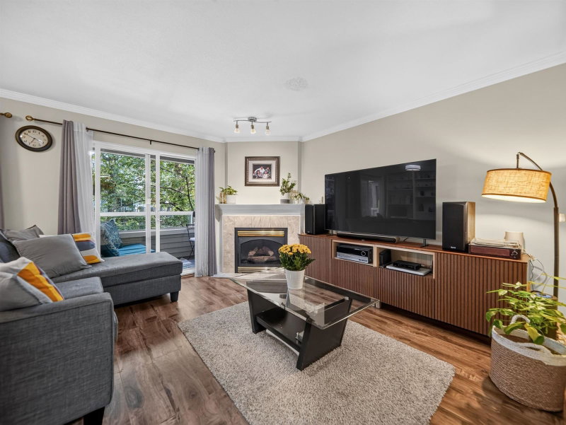 7 - 828 16th Street W