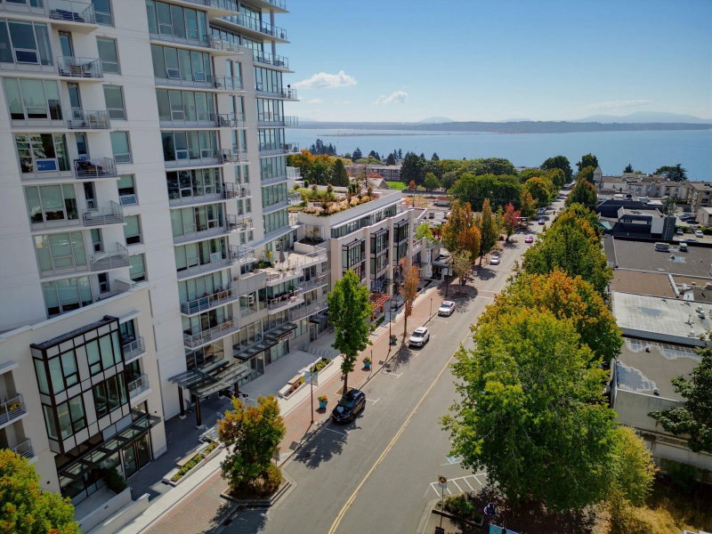 212 - 1342 Johnston Road