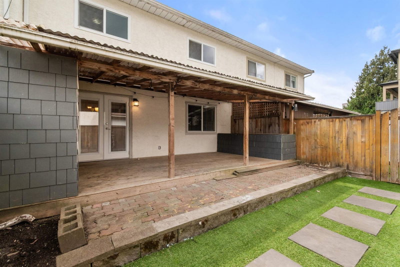 12 - 9473 Hazel Street