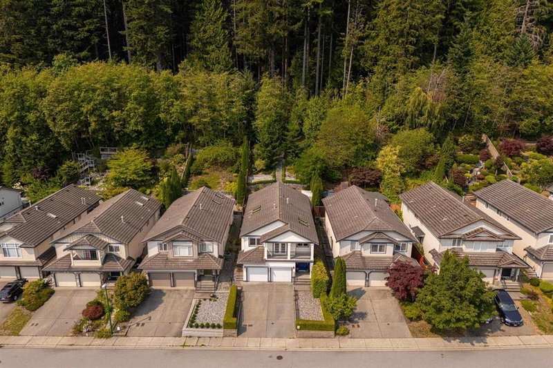 3017 Maplewood Court