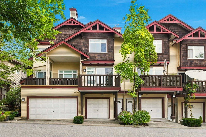 27 - 15 Forest Park Way