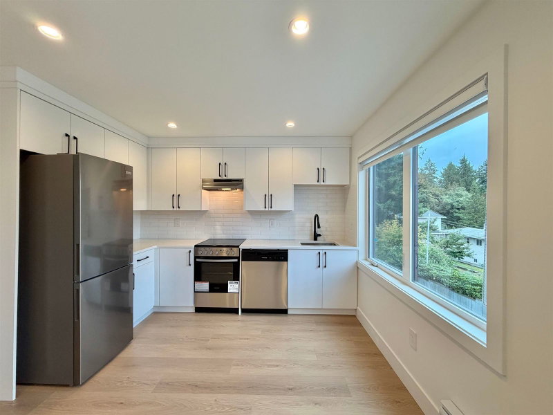 LANEWAY - 1150 Charland Avenue