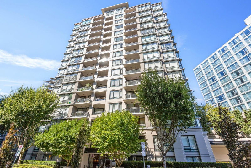 1709 - 3111 Corvette Way
