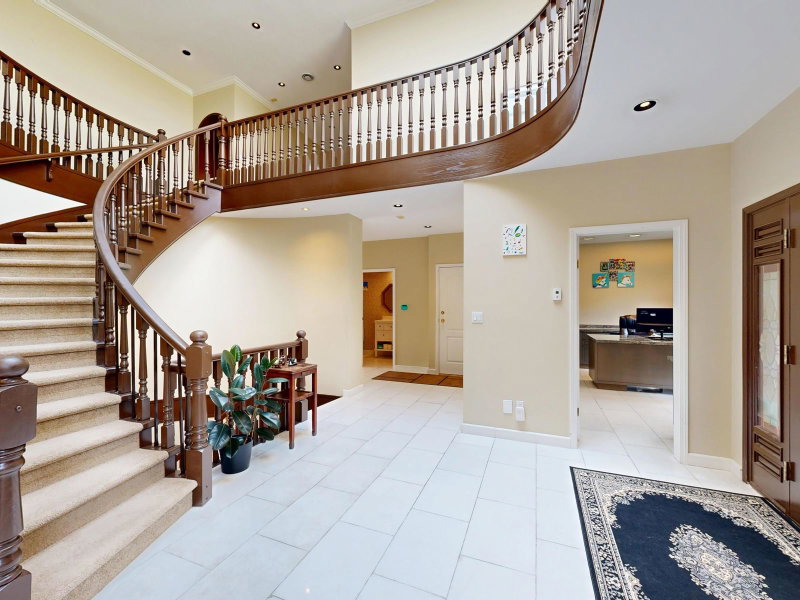 1510 33rd Avenue W