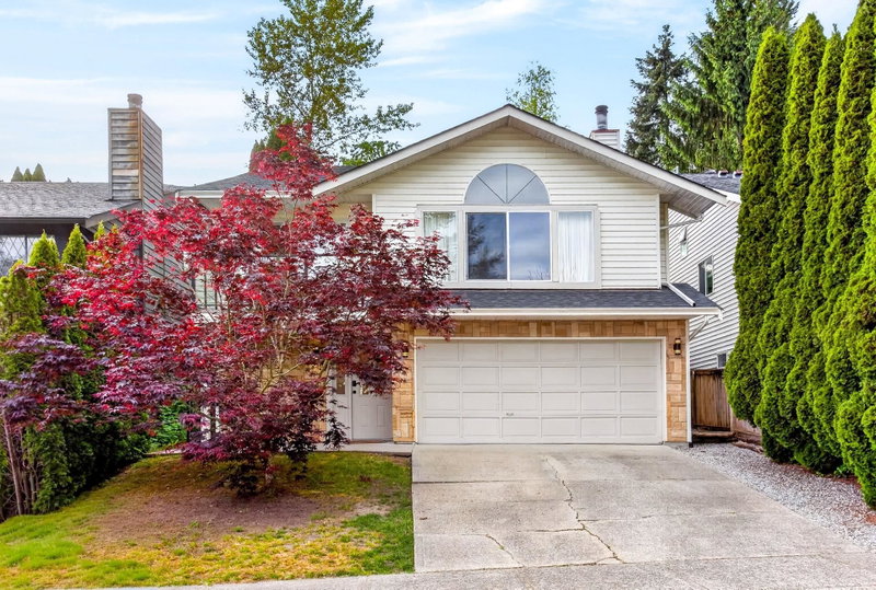 22525 Brickwood Close