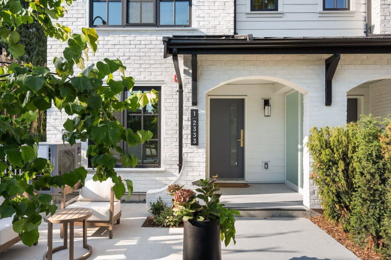 SL 1 - 2333 54th Avenue E