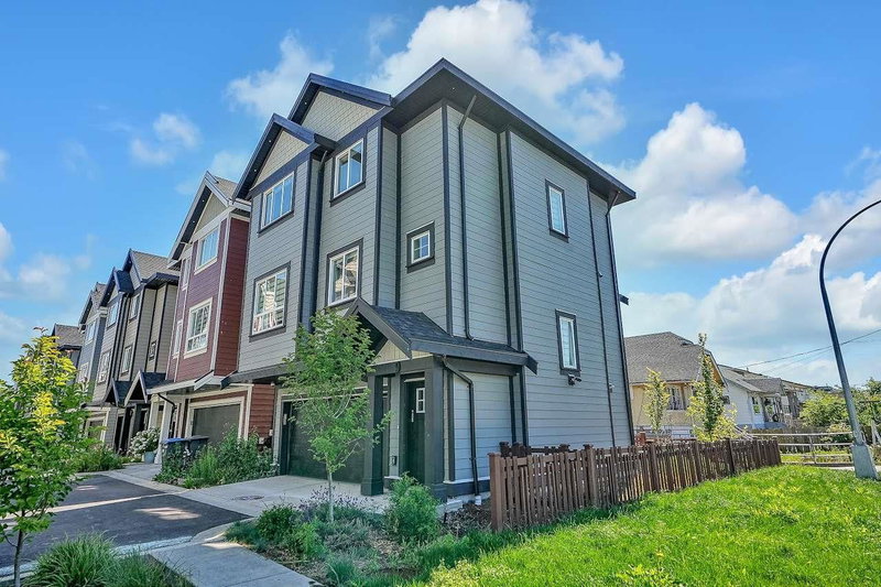 16 - 608 Ewen Avenue