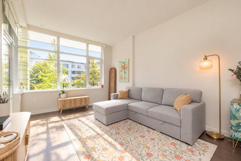 312 - 181 1st Avenue W