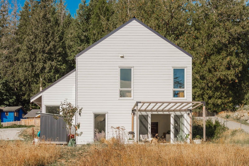 3477 Spruce Road