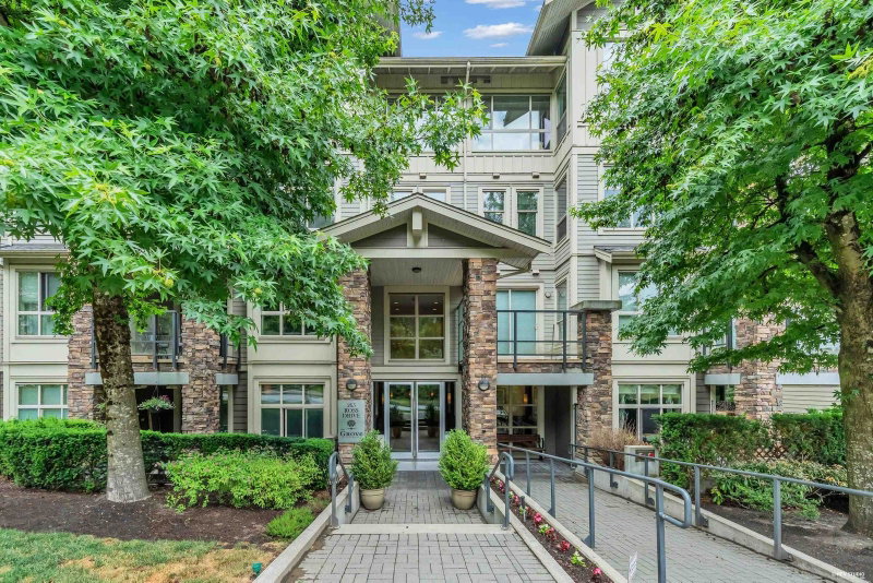 402 - 265 Ross Drive