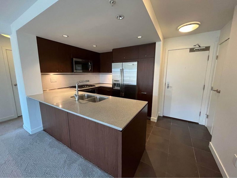 3XX - 2940 King George Boulevard