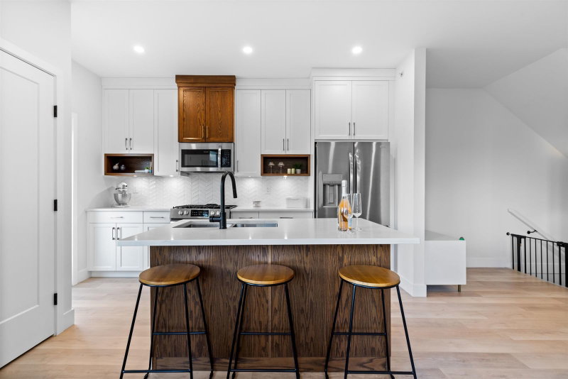 1 - 43998 Chilliwack Mountain Road