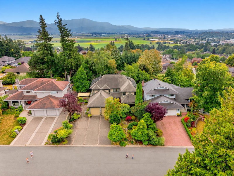 34944 Edgeview Place