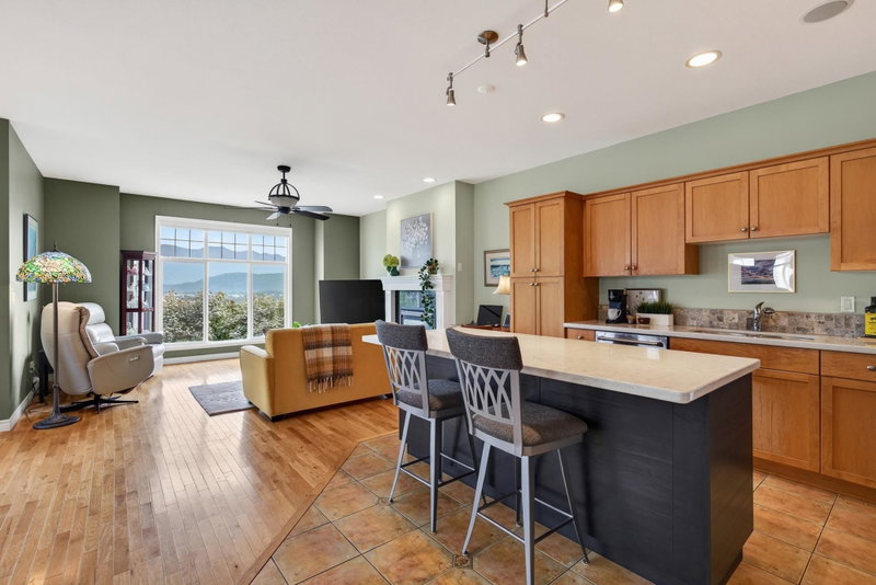 71 - 8590 Sunrise Drive