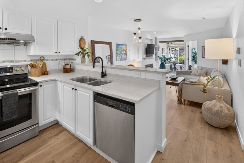 309 - 760 Kingsway