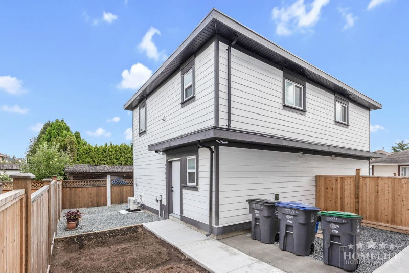 G101 - 15371 94 Avenue