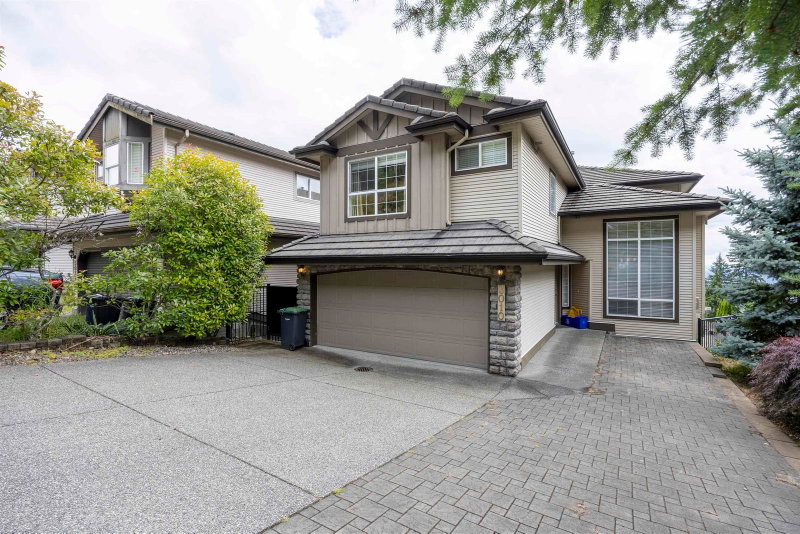 3010 Maplewood Court