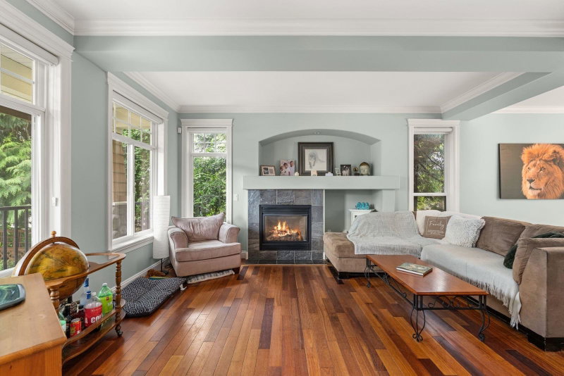 20752 Grade Crescent