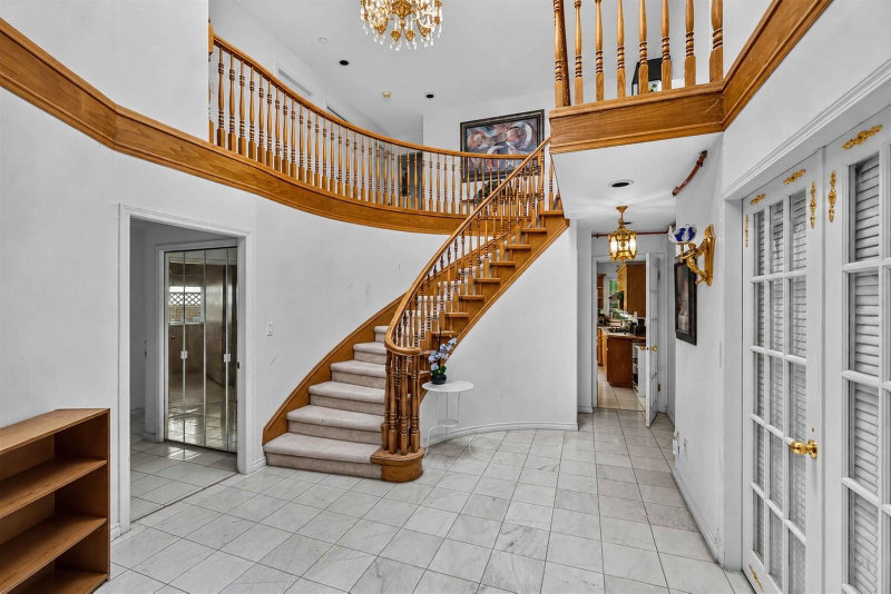 3780 Cunningham Drive
