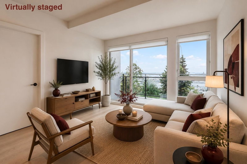 557 - 422 3rd Street E