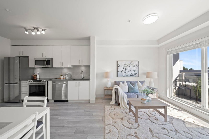 502 - 13978 Fraser Highway
