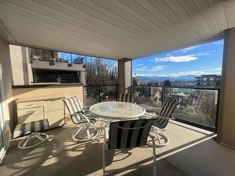 209 - 33150 4th Ave