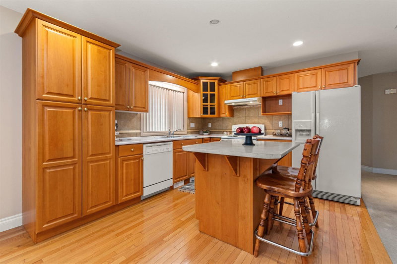 12 - 45819 Stevenson Road