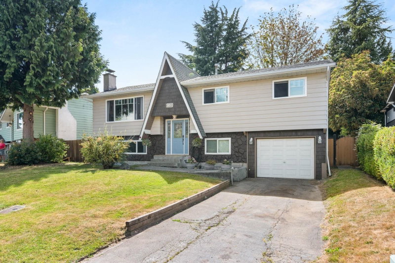 5933 Angus Place