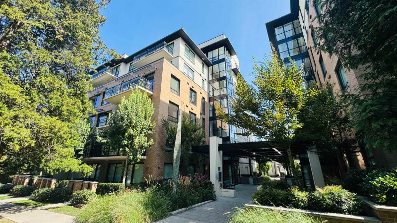 303 - 4408 Cambie Street