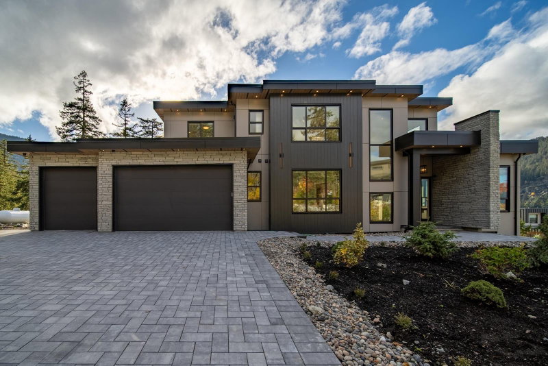 9289 Steller's Way