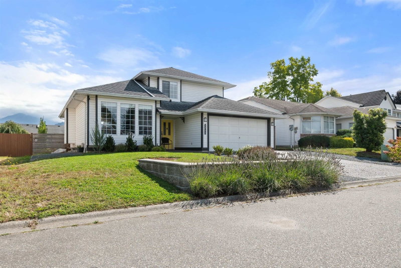 5892 Glendale Drive