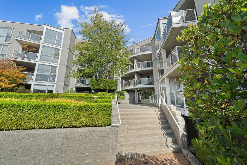 409 - 8430 Jellicoe Street