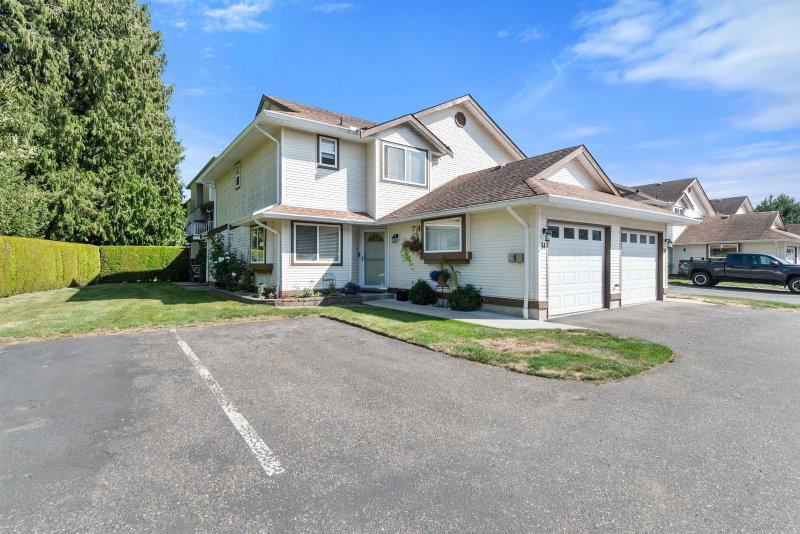 14 - 46349 Cessna Drive