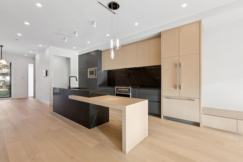 2130 Qualicum Drive