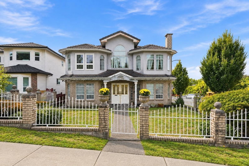 1708 Prestwick Drive