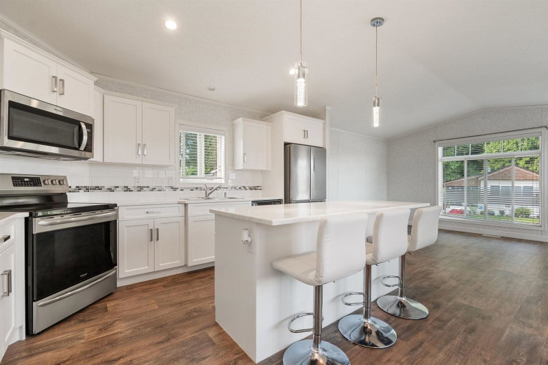 25 - 6035 Vedder Road
