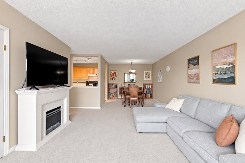203 - 1840 Southmere Crescent E