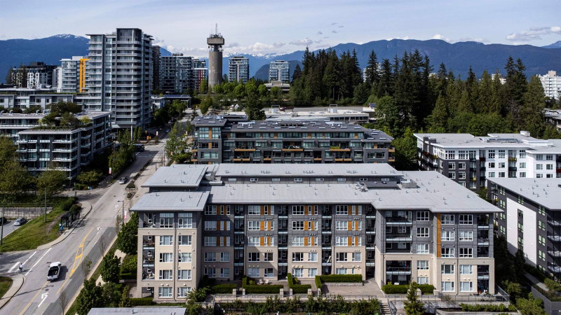405 - 9877 University Crescent
