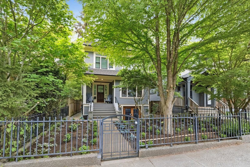 21 22nd Avenue E