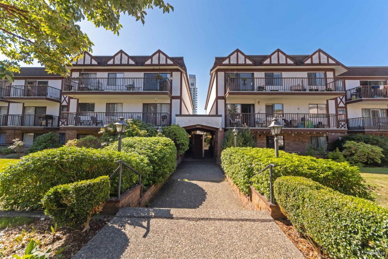 107 - 131 4th Street W