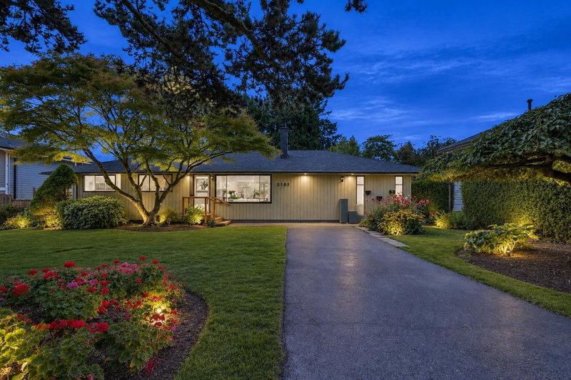 2161 Floralynn Crescent