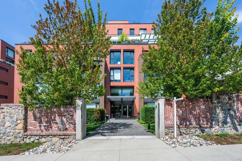 205 - 1561 57th Avenue W
