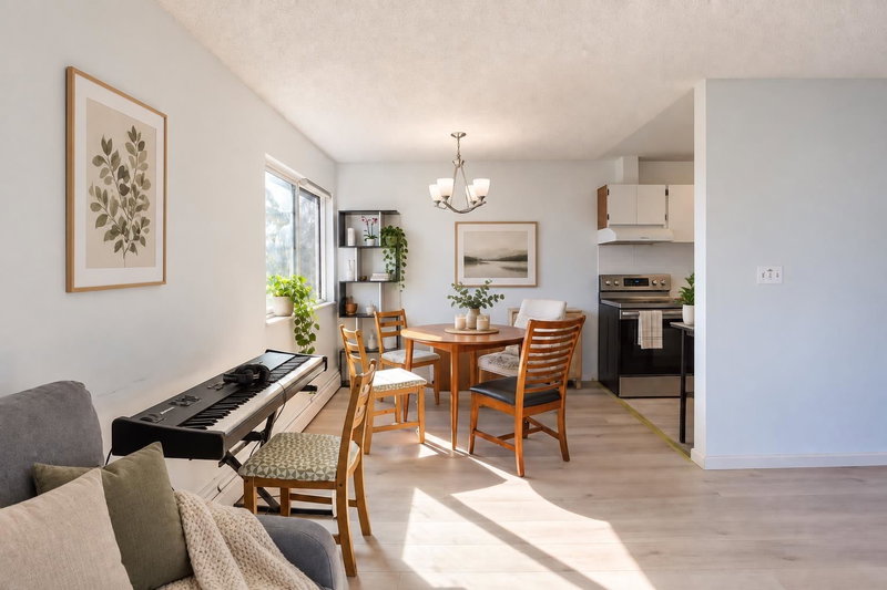 303 - 7240 Lindsay Road
