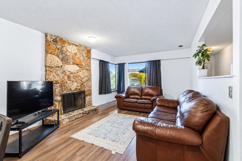 8680 Citadel Crescent