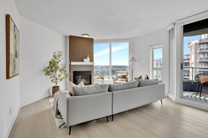 1503 - 1135 Quayside Drive