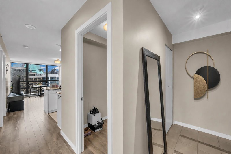 23XX - 938 Smithe Street