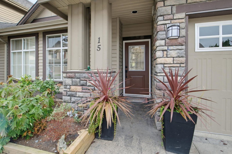 15 - 6577 Southdowne Place