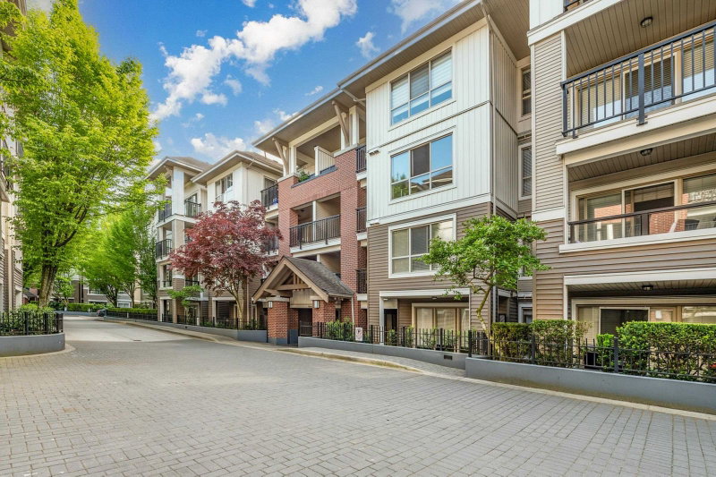 C415 - 8929 202 Street