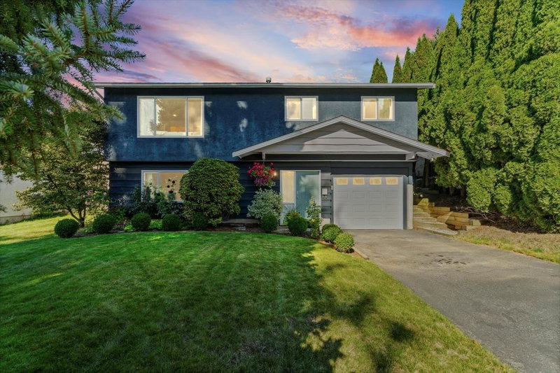 34915 Champlain Crescent