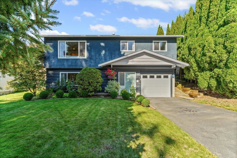 34915 Champlain Crescent